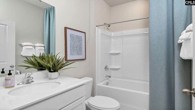 573 Edgetree Drive, Hopkins, SC 29061