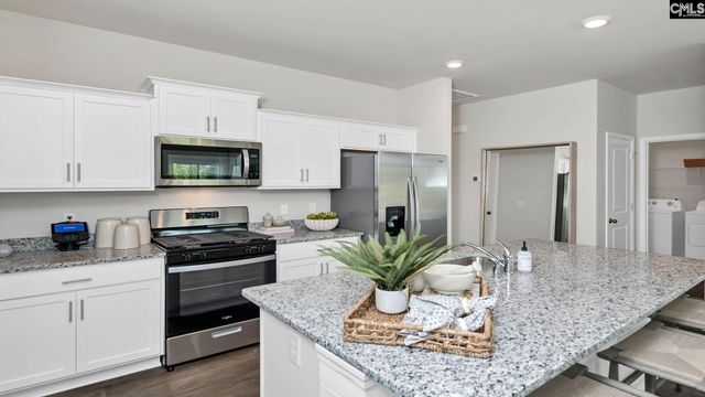 573 Edgetree Drive, Hopkins, SC 29061