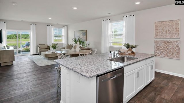 573 Edgetree Drive, Hopkins, SC 29061