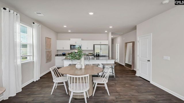 573 Edgetree Drive, Hopkins, SC 29061