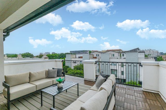3907 Austin Street, Houston, TX 77004