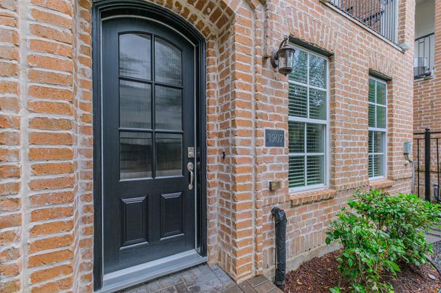 3907 Austin Street, Houston, TX 77004