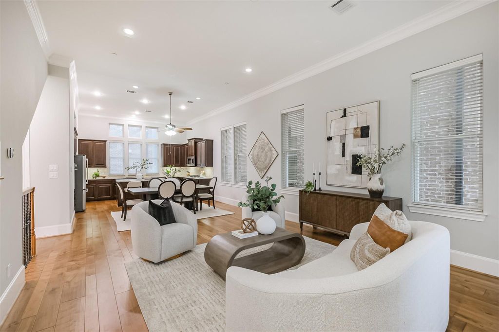 3907 Austin Street, Houston, TX 77004