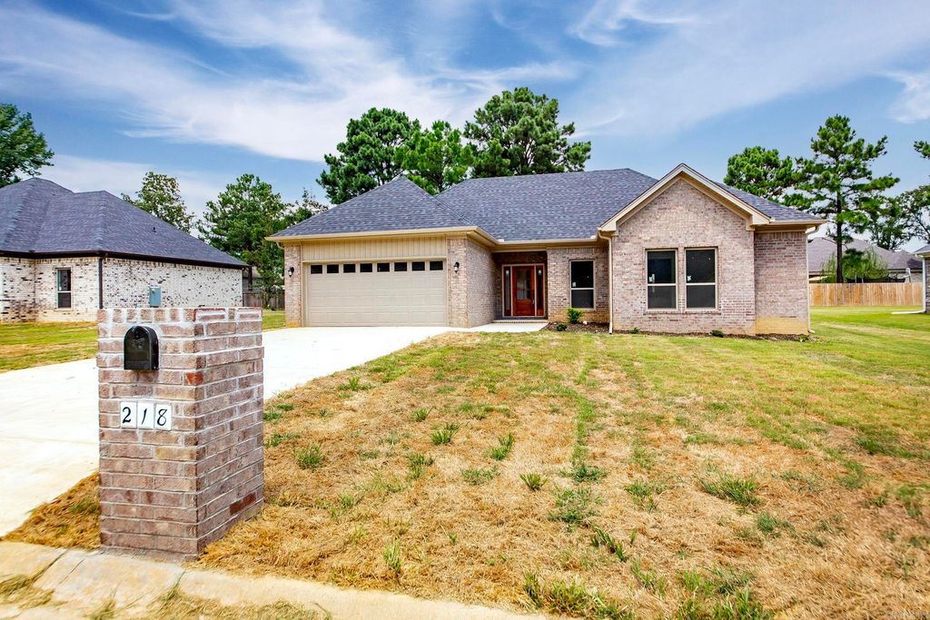218 Heather Loop, Beebe, AR 72012