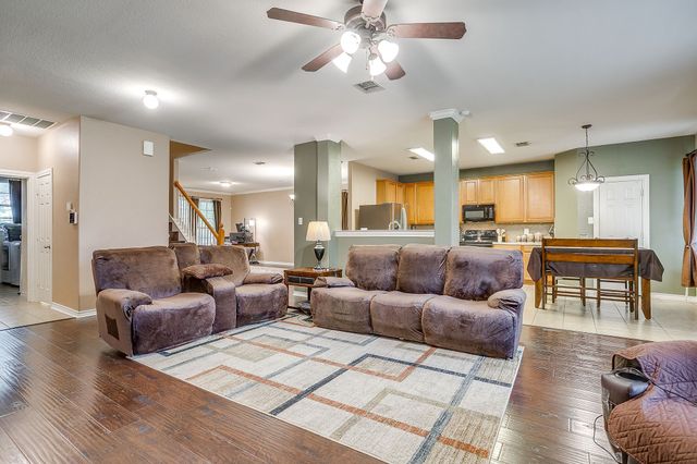 1607 Willow Lane, Cedar Hill, TX 75104