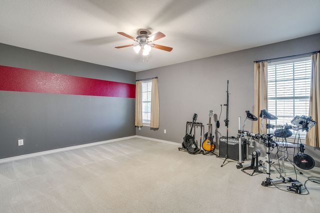 1607 Willow Lane, Cedar Hill, TX 75104