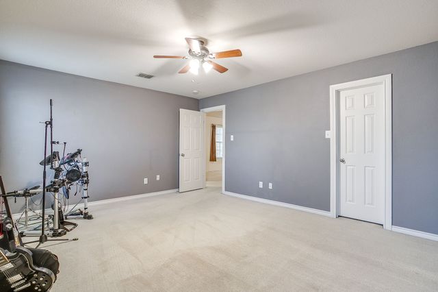 1607 Willow Lane, Cedar Hill, TX 75104