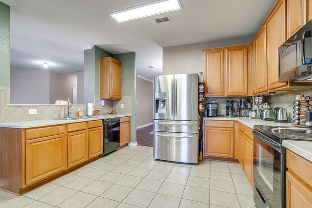 1607 Willow Lane, Cedar Hill, TX 75104
