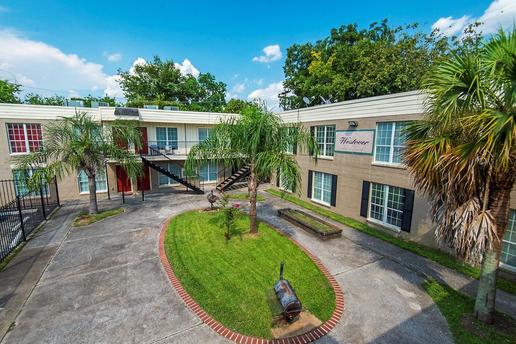 6810 Westover Street 14, Houston, TX 77087