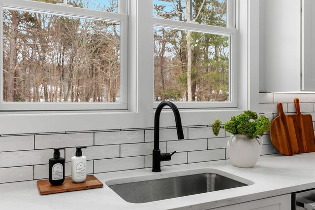 28 Spinnaker Street, Sandwich, MA 02563