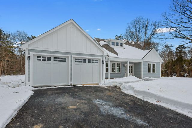28 Spinnaker Street, Sandwich, MA 02563