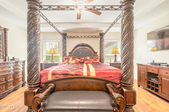 11 Robin Place, Palm Coast, FL 32164