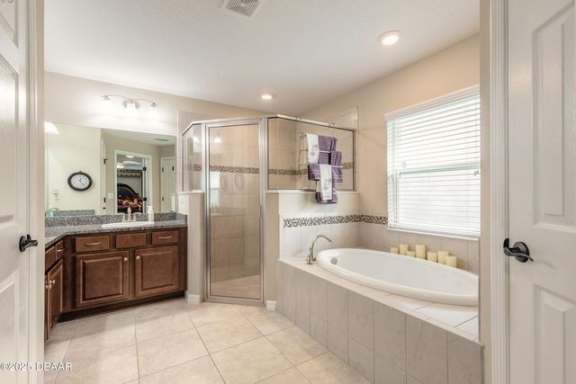 11 Robin Place, Palm Coast, FL 32164