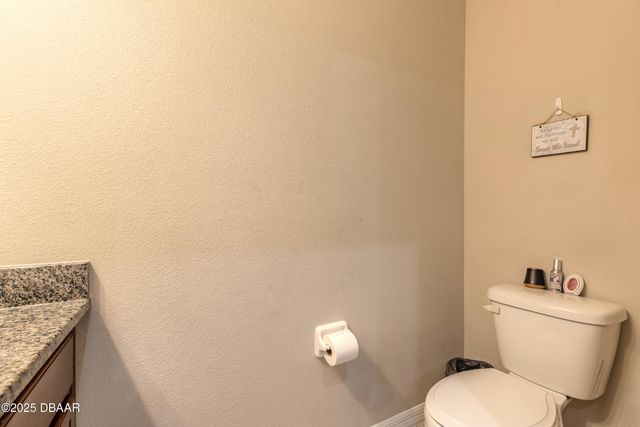 11 Robin Place, Palm Coast, FL 32164