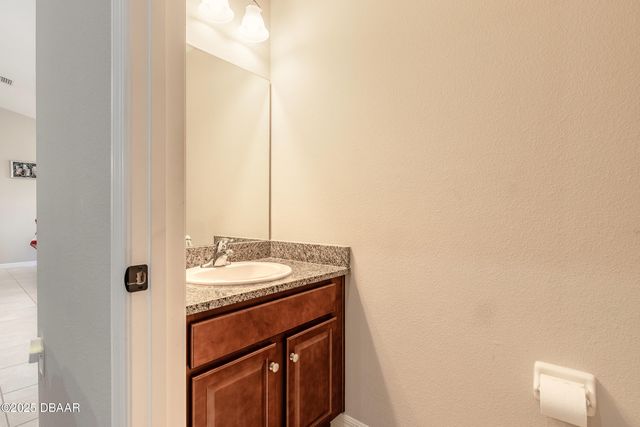 11 Robin Place, Palm Coast, FL 32164