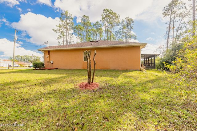 11 Robin Place, Palm Coast, FL 32164