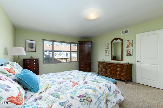 22106 Village 22, Camarillo, CA 93012