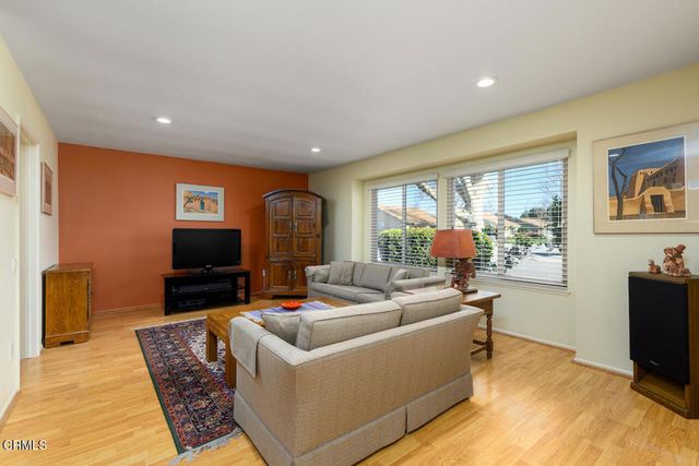 22106 Village 22, Camarillo, CA 93012