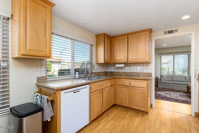 22106 Village 22, Camarillo, CA 93012