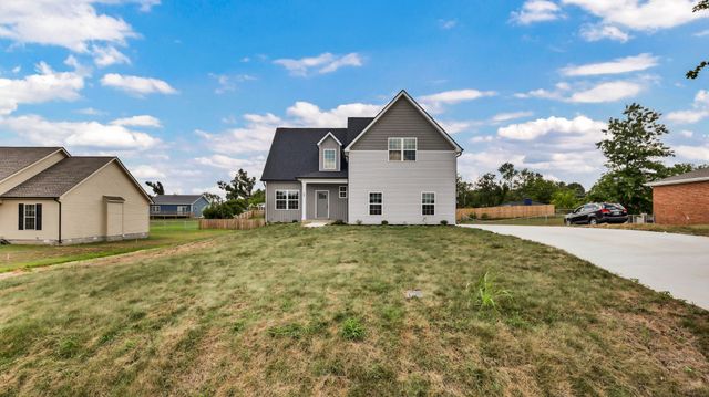 107 Morningside Dr, Clarksville, TN 37042