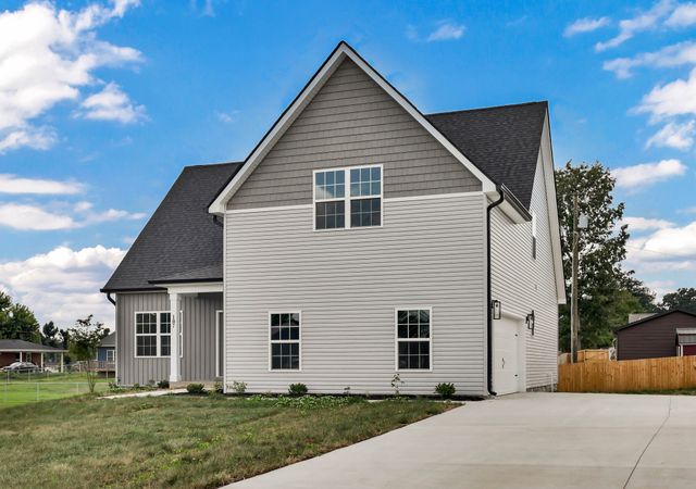107 Morningside Dr, Clarksville, TN 37042