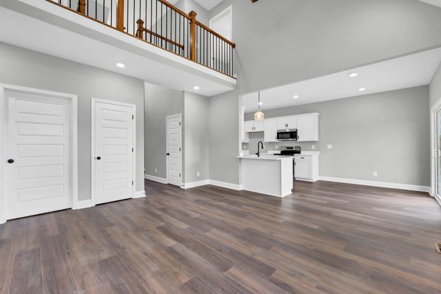 107 Morningside Dr, Clarksville, TN 37042