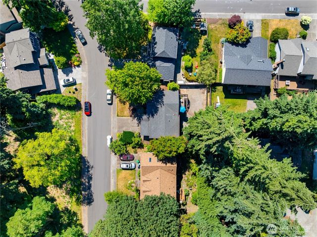 13106 NE 110th Place, Kirkland, WA 98033