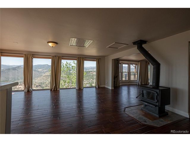 952 Steamboat Valley Rd, Lyons, CO 80540