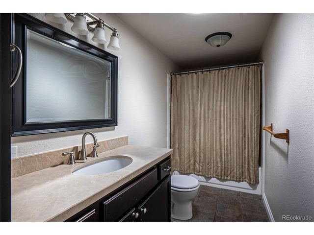 952 Steamboat Valley Rd, Lyons, CO 80540