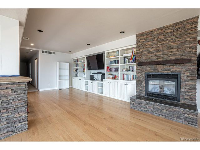 952 Steamboat Valley Rd, Lyons, CO 80540