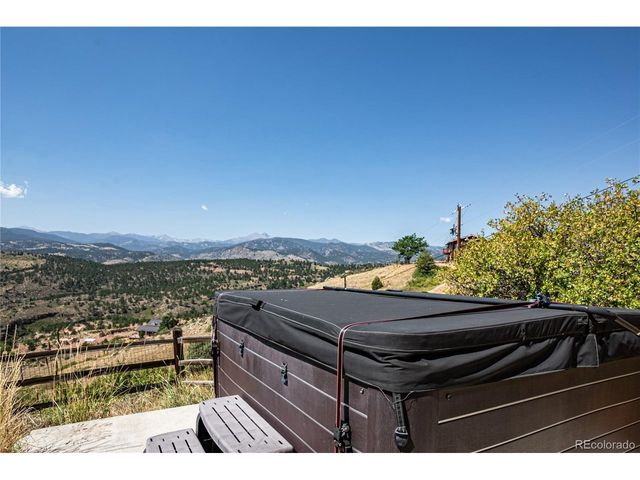 952 Steamboat Valley Rd, Lyons, CO 80540
