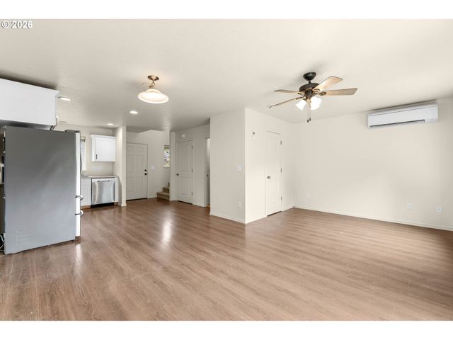 519 Ne 2ND St, Battle Ground, WA 98604