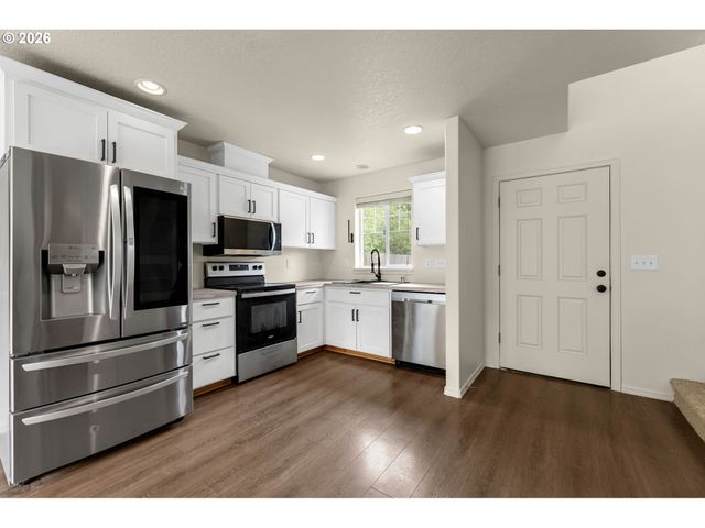 519 Ne 2ND St, Battle Ground, WA 98604