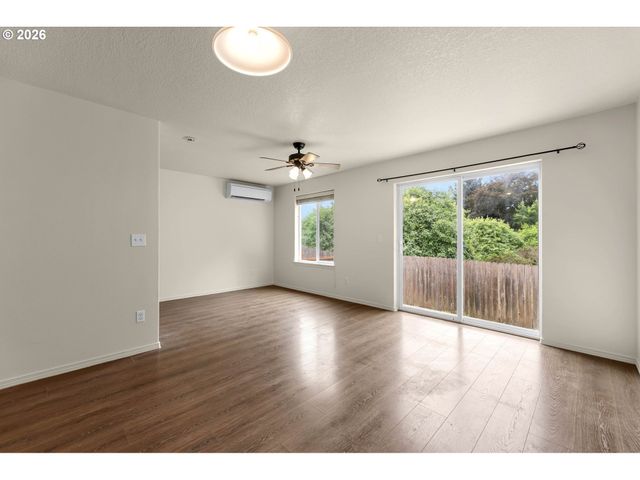 519 Ne 2ND St, Battle Ground, WA 98604