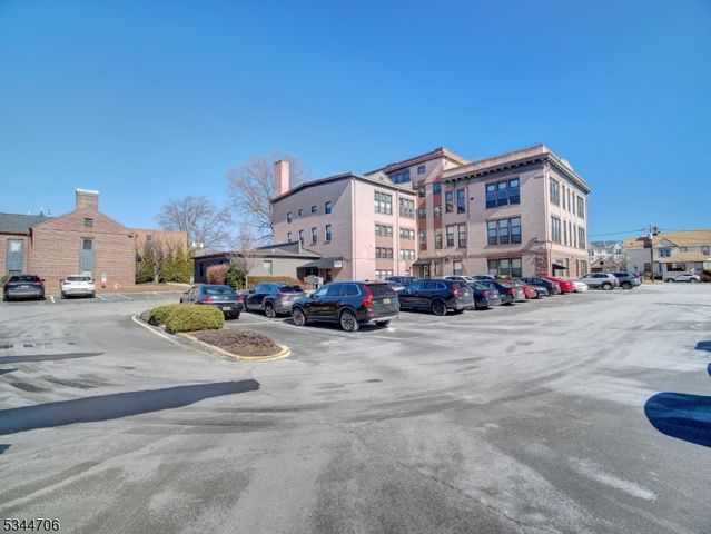 1470 Campbell St F104, Rahway City, NJ 07065