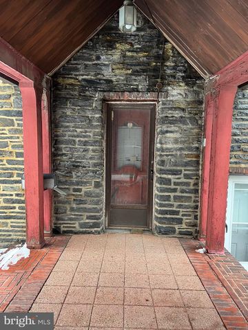 3701 W 9TH ST, Marcus Hook, PA 19061