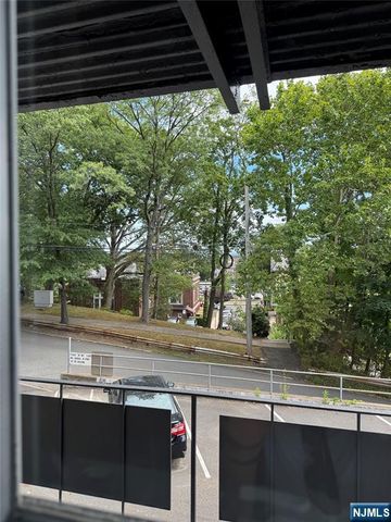 10 Corsa Terrace 6, Ridgewood, NJ 07450