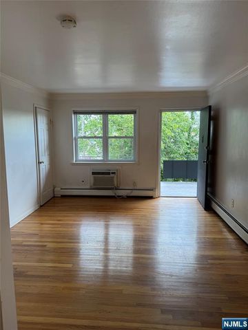 10 Corsa Terrace 6, Ridgewood, NJ 07450