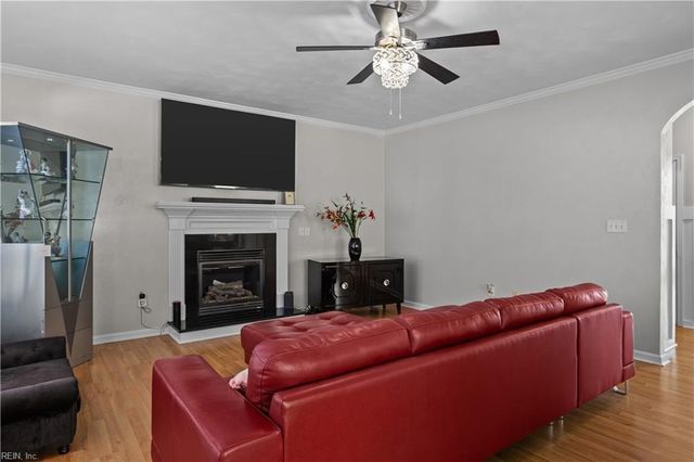 1821 Silveria ST, Virginia Beach, VA 23464