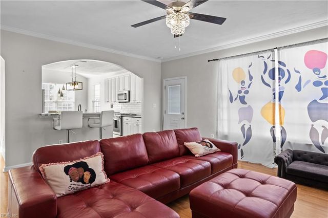 1821 Silveria ST, Virginia Beach, VA 23464