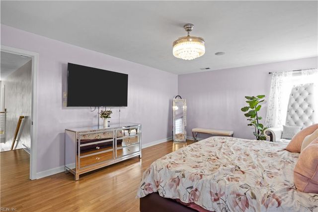 1821 Silveria ST, Virginia Beach, VA 23464