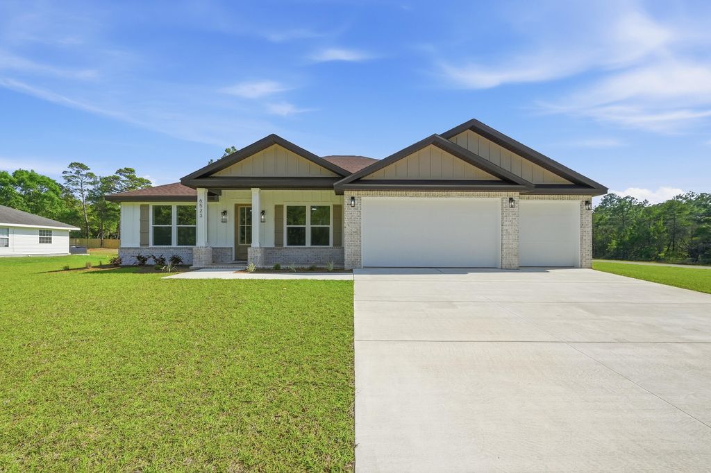 6523 Codell Street, Navarre, FL 32566