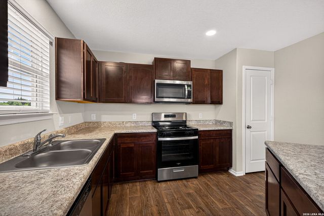 9510 Ranch Loop, San Antonio, TX 78254