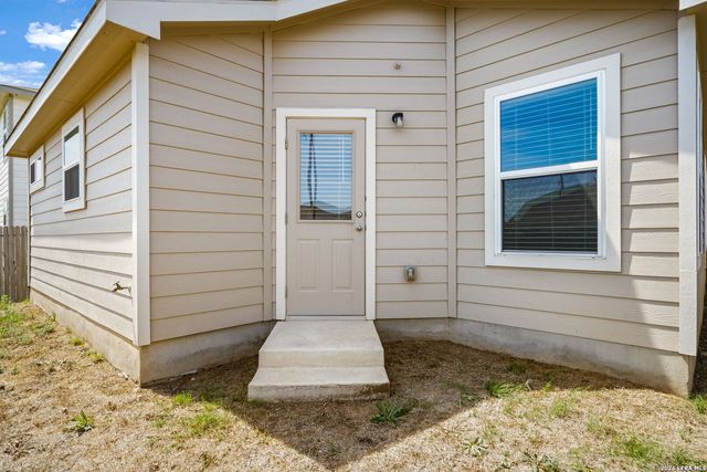 9510 Ranch Loop, San Antonio, TX 78254