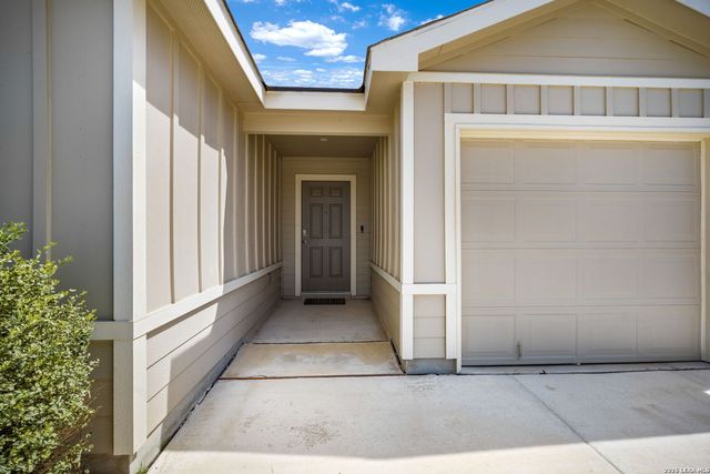 9510 Ranch Loop, San Antonio, TX 78254