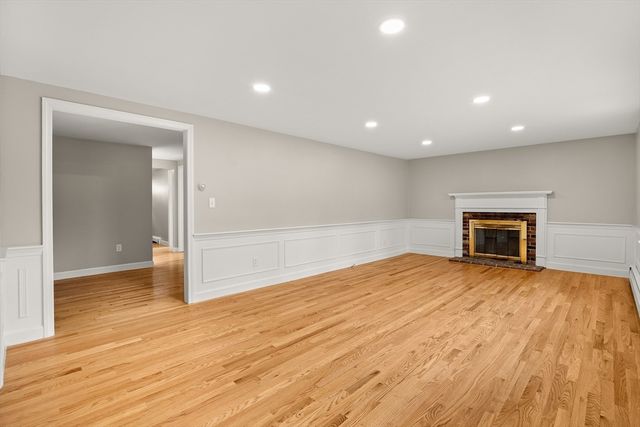 90 Guildford Rd, Barnstable, MA 02632