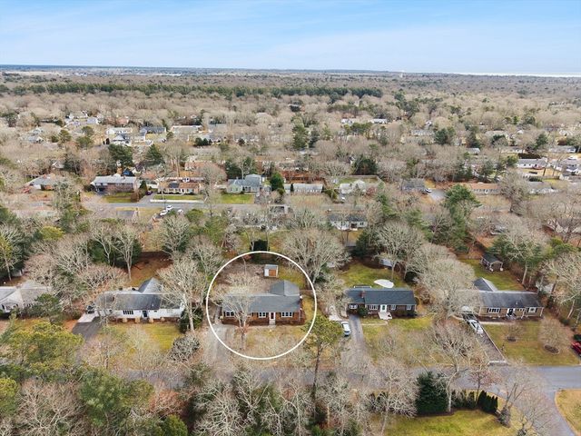 90 Guildford Rd, Barnstable, MA 02632