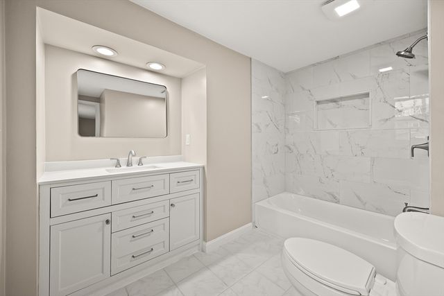 90 Guildford Rd, Barnstable, MA 02632