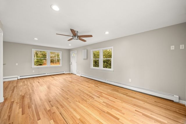 90 Guildford Rd, Barnstable, MA 02632