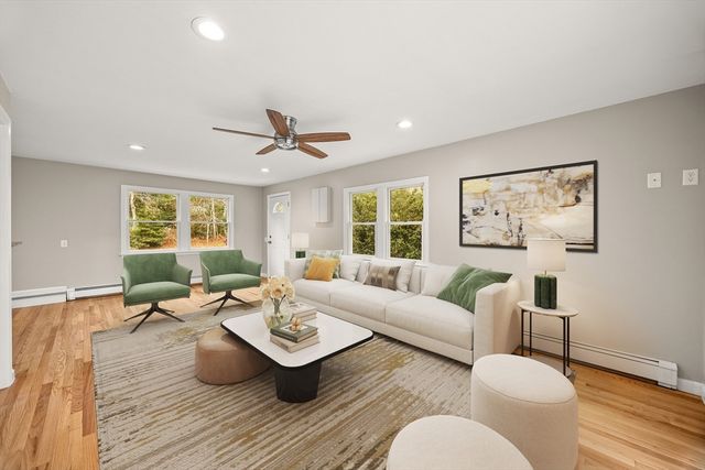 90 Guildford Rd, Barnstable, MA 02632